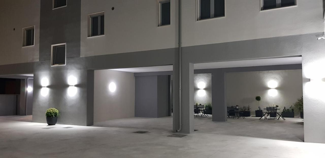 Casa Mimi Aparthotel 马泰拉 外观 照片